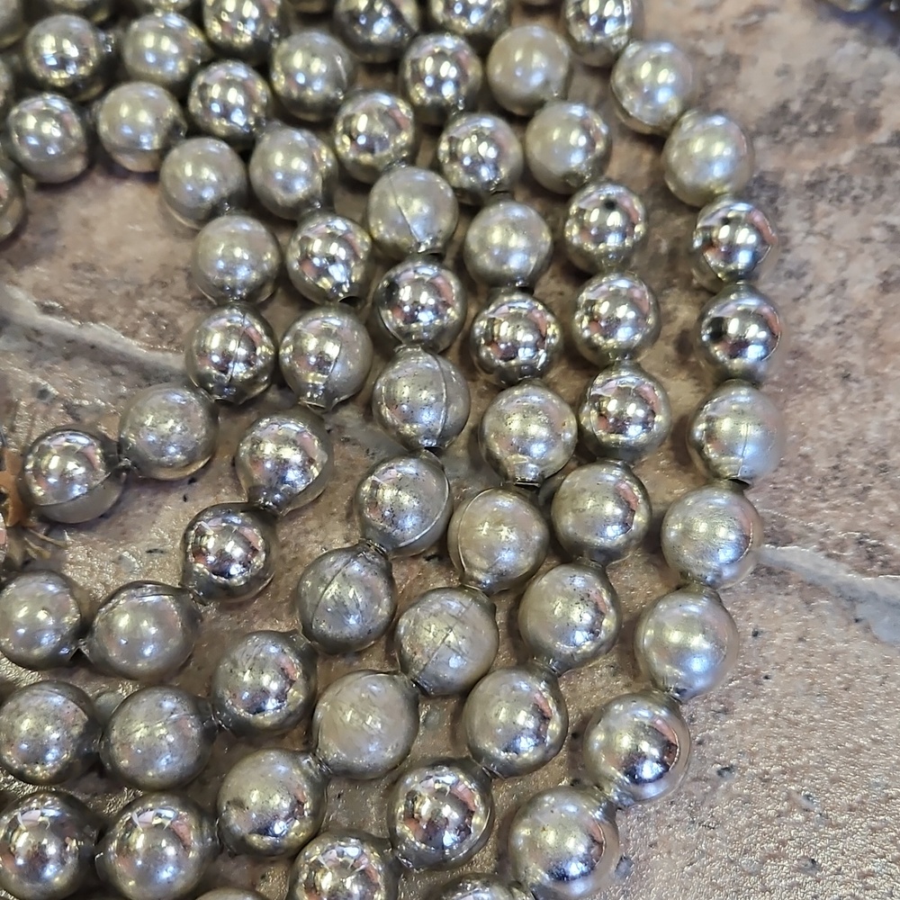 Vintage Silver Bead Garlands 38.92 Total Feet - Picture 5 of 9